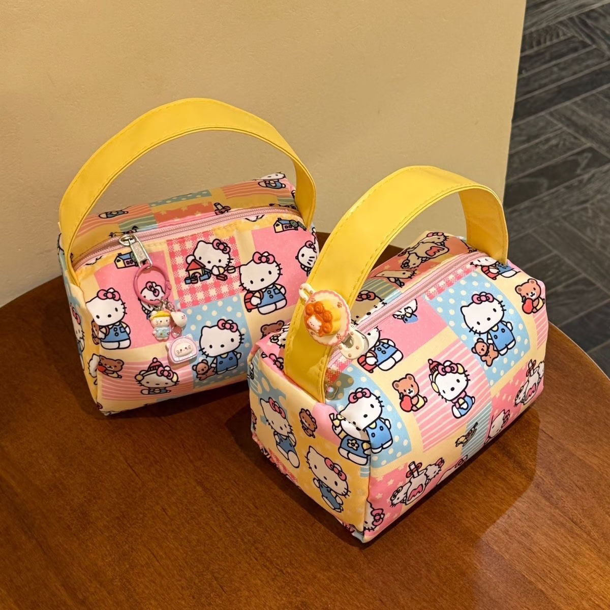 Kawaii Hello Kitty Large Capacity Cosmetic Bag, Travel Toiletry Organizer with Handle